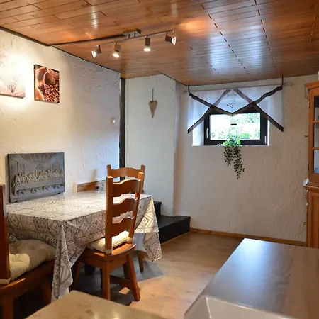 Ruehlen Schneifel Escape *