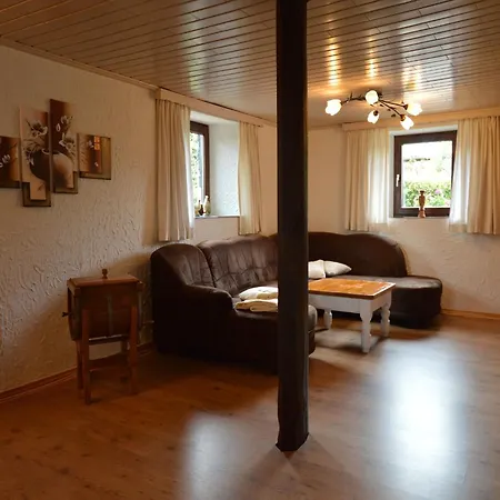 Ruehlen Schneifel Escape Auw bei Prum